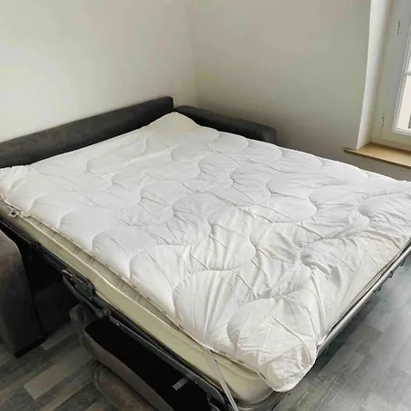 Elegant Entierement Amenage Apartment