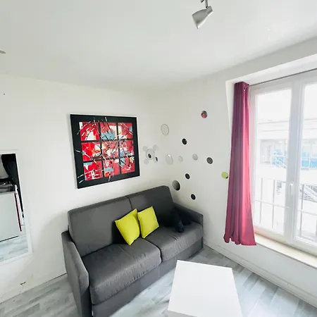 Apartment Elegant Entierement Amenage Paris